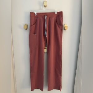 Figs Kade Cargo Scrub Pants - Mauve - Size Medium/Tall